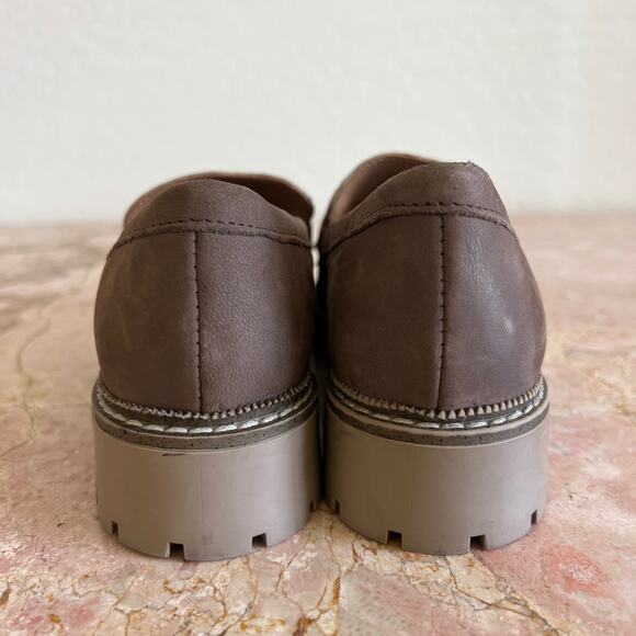 Crevo Tan Taupe Brown May Leather Chunky Slip On Lug Sole Loafer Womens 6 NWT - Picture 3 of 12